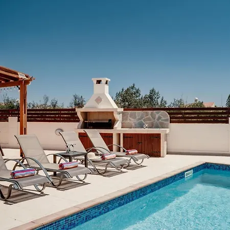 Lankas Villa Agia Napa